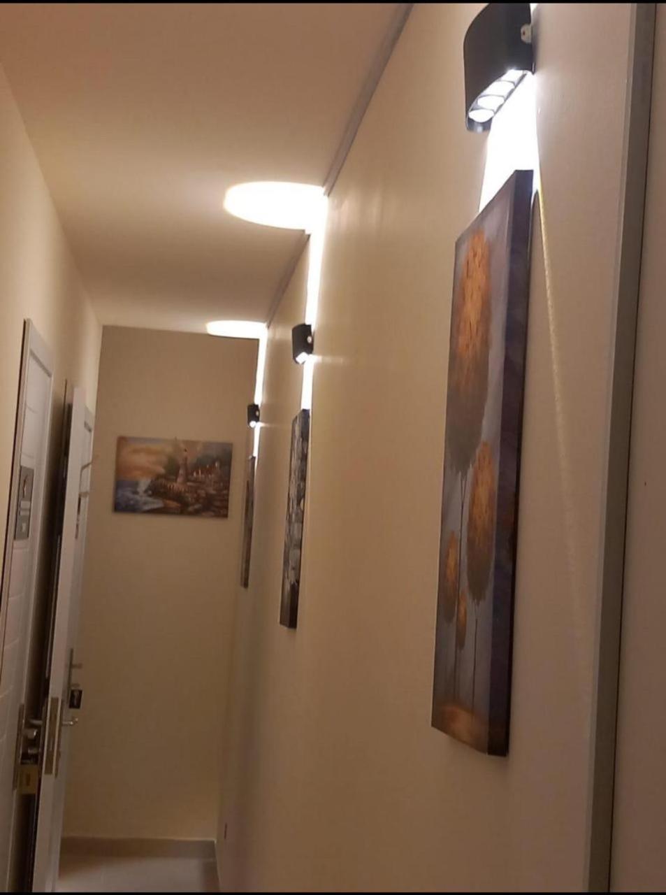Four Stars Hostel Дубай Экстерьер фото
